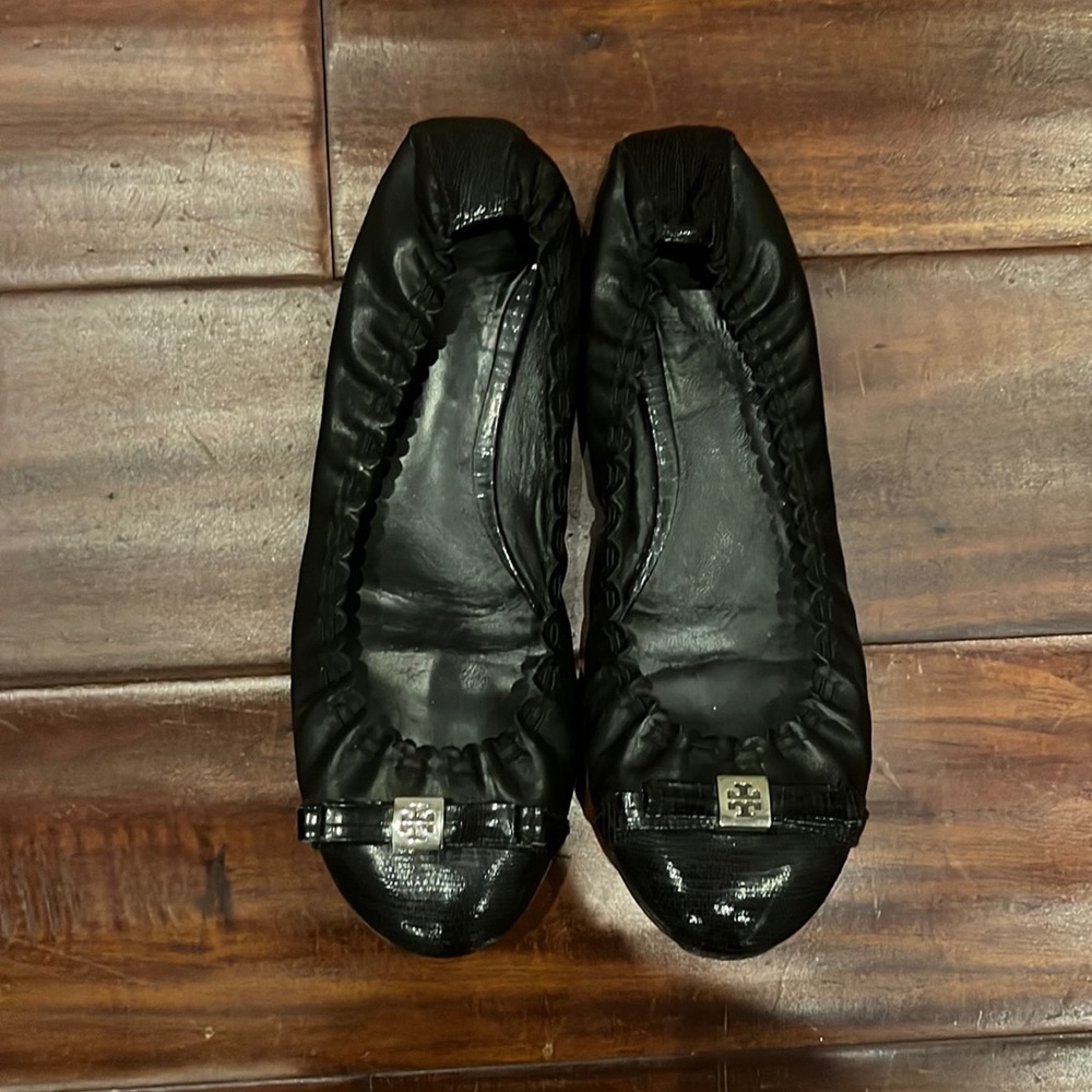 Tory Burch black ballet flats size 38